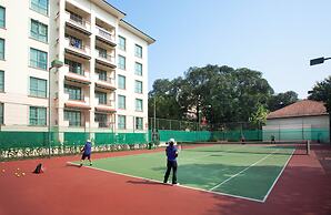 Diamond Westlake Suites