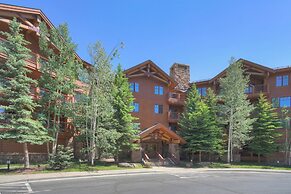 Mountain Thunder Lodge