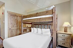 Mountain Thunder Lodge