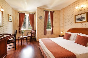 Erguvan Hotel - Special Class