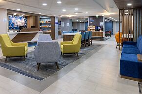 Holiday Inn Express & Suites Center Township by IHG