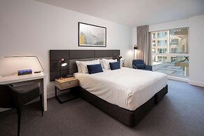 Oaks Glenelg Plaza Pier Suites