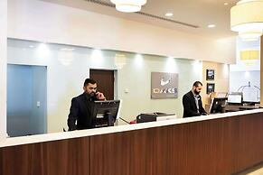 Oaks Glenelg Plaza Pier Suites