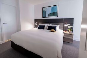 Oaks Glenelg Plaza Pier Suites