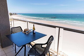 Oaks Glenelg Plaza Pier Suites