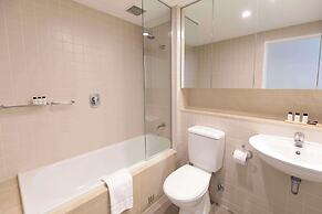 Oaks Glenelg Plaza Pier Suites