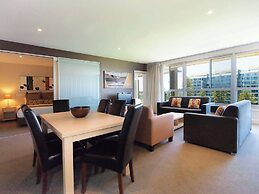 Oaks Glenelg Plaza Pier Suites