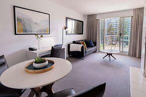 Oaks Glenelg Plaza Pier Suites