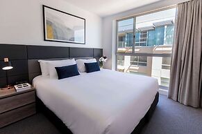 Oaks Glenelg Plaza Pier Suites