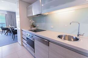 Oaks Glenelg Plaza Pier Suites