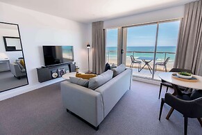 Oaks Glenelg Plaza Pier Suites