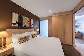 Oaks Glenelg Plaza Pier Suites