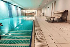 Oaks Glenelg Plaza Pier Suites