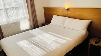 Arriva Hotel