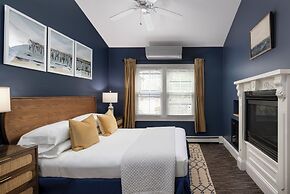 Crowne Pointe Historic Inn & Spa - Adults Only