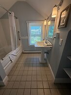 Crowne Pointe Historic Inn & Spa - Adults Only