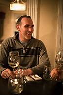 Crowne Pointe Historic Inn & Spa - Adults Only