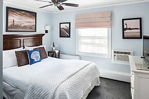 Crowne Pointe Historic Inn & Spa - Adults Only