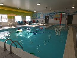 Super 8 by Wyndham Winnipeg East MB