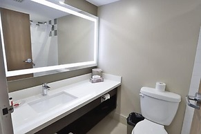 Super 8 by Wyndham Ajax/Toronto On