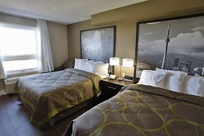 Super 8 by Wyndham Ajax/Toronto On