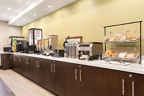 Super 8 by Wyndham Ajax/Toronto On