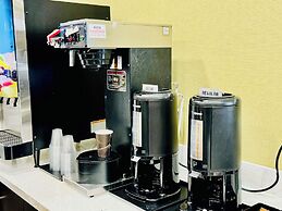 Super 8 by Wyndham Ajax/Toronto On