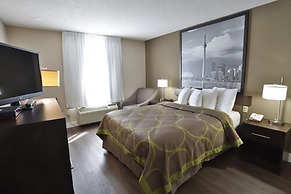 Super 8 by Wyndham Ajax/Toronto On