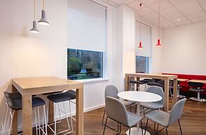 Holiday Inn Express Strathclyde Park M74 JCT 5 by IHG