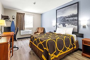 Super 8 by Wyndham Pittsburgh/Monroeville