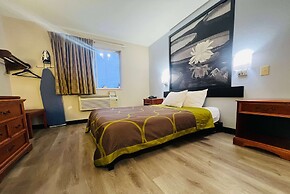 Super 8 by Wyndham Pittsburgh/Monroeville