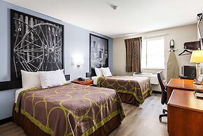 Super 8 by Wyndham Pittsburgh/Monroeville