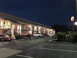 Baymont by Wyndham Richburg/Chester Area