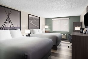 Super 8 by Wyndham Conrad