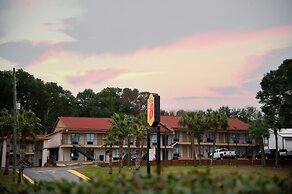 Opulent Oasis Motel Crestview