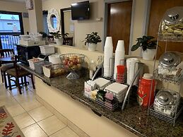 Carolina Inn & Suites of Lake Norman