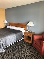 Carolina Inn & Suites of Lake Norman