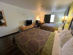 Super 8 by Wyndham Powell