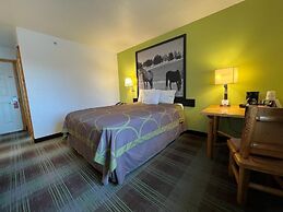 Super 8 by Wyndham Powell