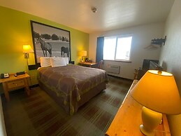 Super 8 by Wyndham Powell