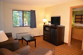 Quality Inn & Suites Marinette