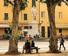 Grand Universe Lucca, Autograph Collection