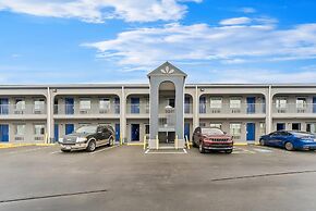 Econo Lodge Fredericksburg near I-95