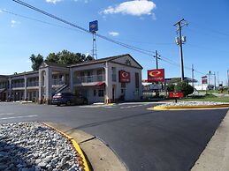 Econo Lodge Fredericksburg near I-95