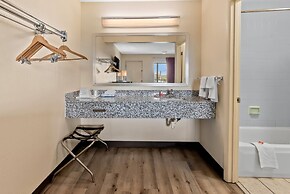 Econo Lodge Fredericksburg near I-95