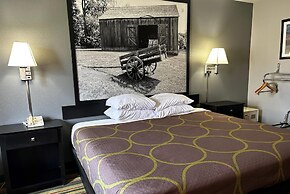 Super 8 by Wyndham Mound City