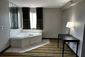 Super 8 by Wyndham Mound City