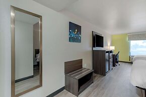 Clarion Pointe McDonough