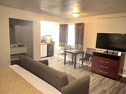 Travelodge by Wyndham Redding CA