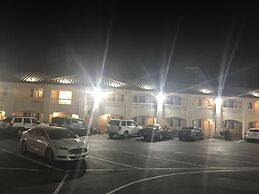 Travelodge by Wyndham Redding CA